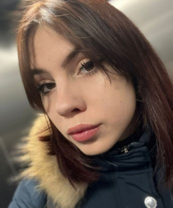 ❤️ Живу в самом сердце Москвы, где воплощаю в жизнь самые разнообразные фантазии наших встреч. Я искусная соблазнительница, готовая погрузиться с тобой в мир наслаждения и удовольствия. 💋 Мои услуги варьируются от нежной классической горячей встречи до различных эротических экспериментов. Уникальность моих эмоциональных связей – в профессионализме и уважении к тебе. Мой опыт и умелые руки не оставят тебя равнодушным. Со мной ты узнаешь, что такое настоящая страсть и желание. Возможна индивидуальная встреча или приключение втроем. Обернись ко мне, и я покажу тебе райское наслаждение. Ах, да! У меня есть также отличные отзывы и фото, чтоб убедить тебя. Приходи, и я подарю небывалый восторг и безудержный всплеск эмоций. Жду тебя, чтобы сделать наше свидание незабываемым! 💖 Елена